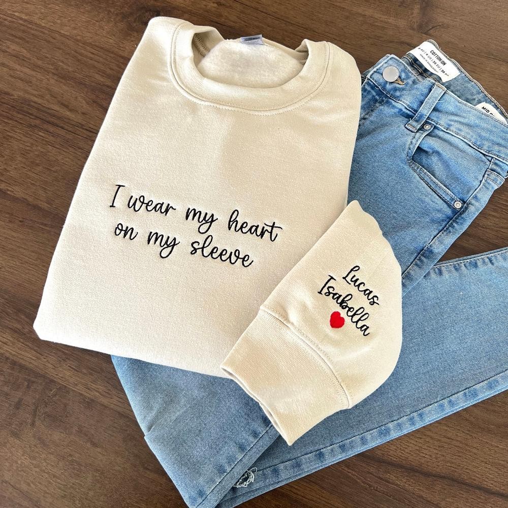 Personalized Embroidered I Wear My Heart On My Sleeve Sweatshirt Mom Sweatshirt with Kids Name on Sleeve Mother's Day Gift