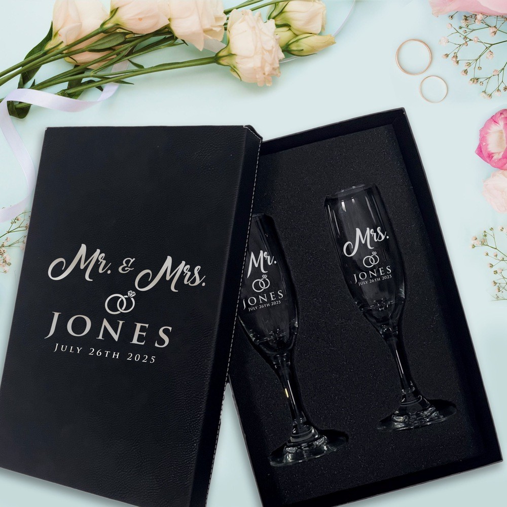 Personalized Champagne Flutes Set of 2 Engraved Wedding Toasting Glasses for Bride and Groom Wedding Decor