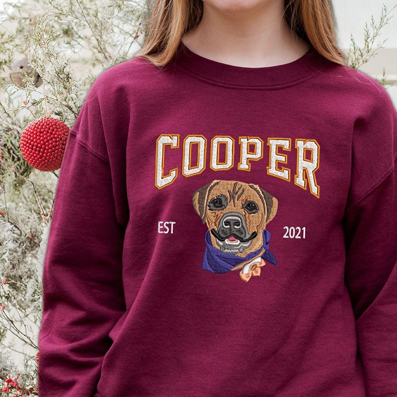 Personalized Embroidered Dog Portrait Sweatshirt with Name Pet Lovers Gift
